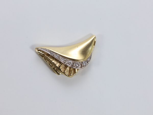 Anheng i 14K gult gull med diamanter – 4,95 g (30 × 17 mm) - Image 3