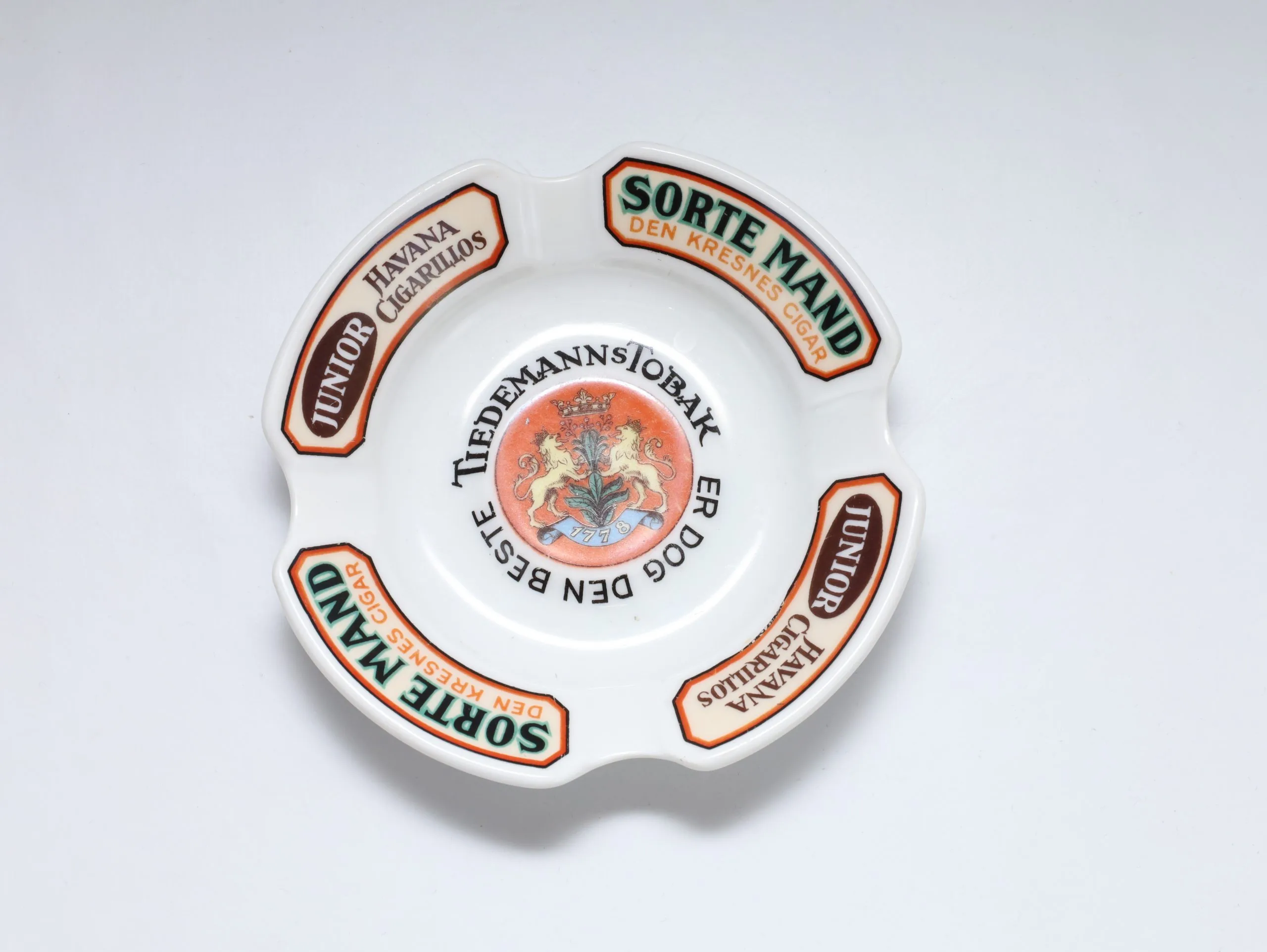 Tiedemanns tobak – gammelt reklameaskebeger «4 felt» – Porsgrund Porselen – Ø 14 cm - Sorte mand og havana - Image 5